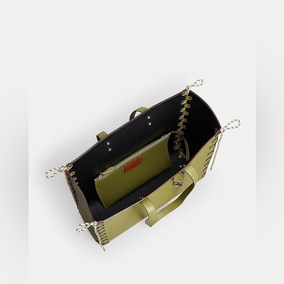 Authentic Large Re-Laceable Tote In Coachtopia Leather - Picture 7 of 14